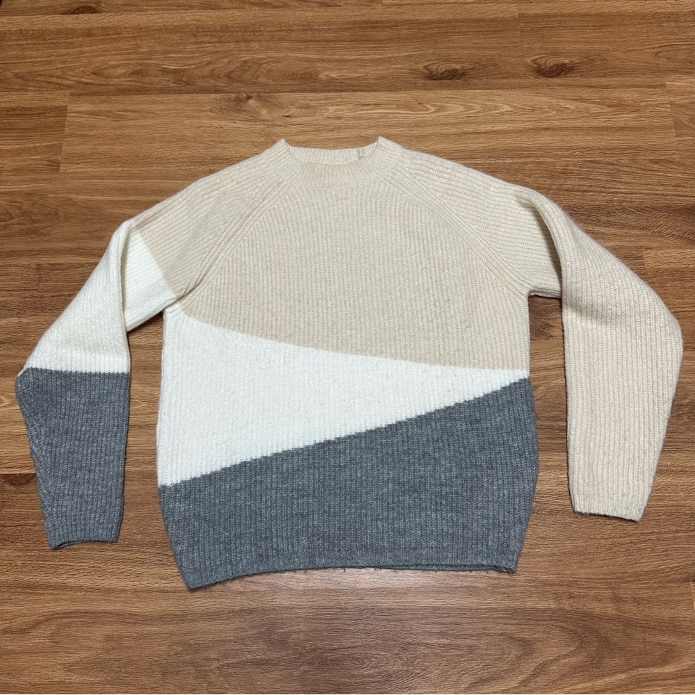 Molly Bracken - Women’s Beige, Cream, & Gray Color Block Sweater - Size XS/S